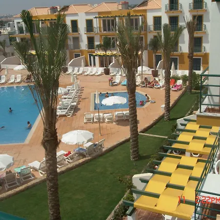 Daire Garden Apartment Quinta Do Morgado *